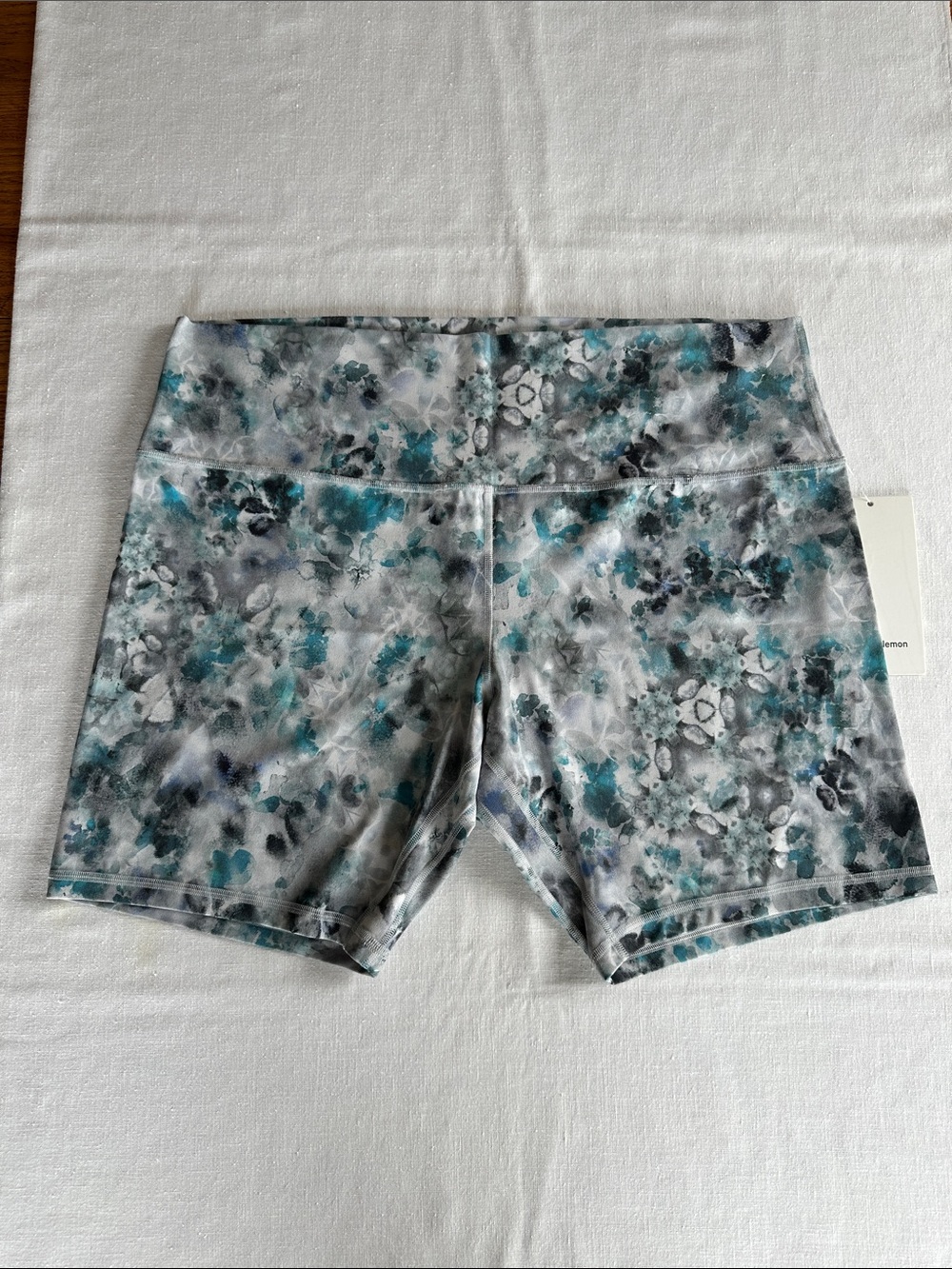Lululemon Align Short Kaleidofloral Multi 20 NWT